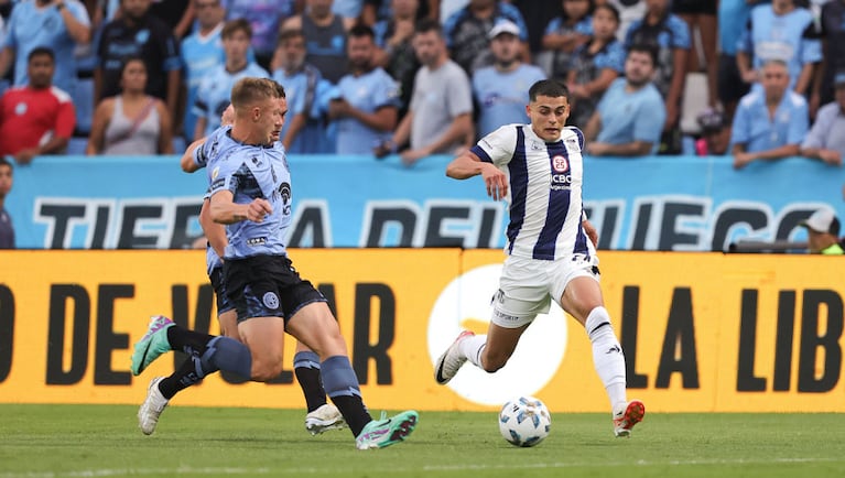 Ramón Sosa y un gestazo con un jugador de Belgrano.