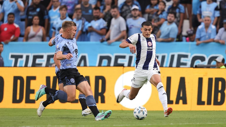 Ramón Sosa y un gestazo con un jugador de Belgrano.