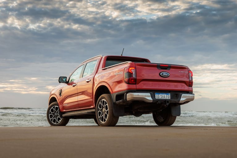 Raza Fuerte: la línea de pick-ups de Ford que combina potencia, tecnología y versatilidad