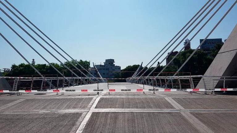 Reabrieron el puente peatonal de Villa Carlos Paz