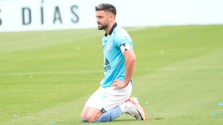Rébola salió expulsado al minuto de juego.