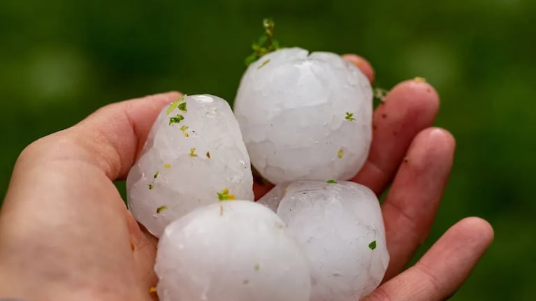 Récord del tamaño del granizo en Milán.