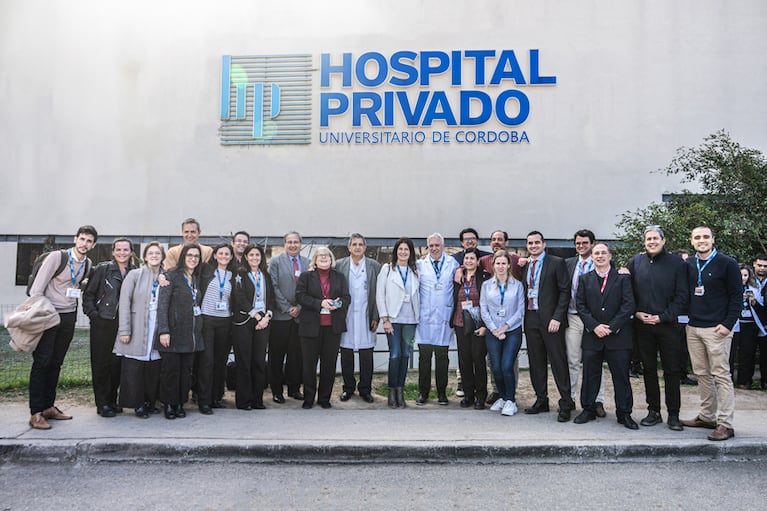 Referentes del Programa de Calidad y Seguridad de Hospital Privado Universitario de Córdoba junto a auditores de Joint Commission International.