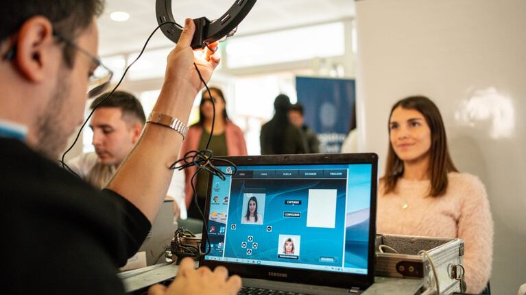 Registro Civil móvil en Córdoba: qué trámites se pueden hacer, horarios y lugares de atención