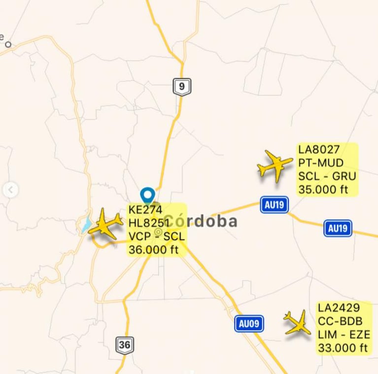 Registró un increíble cruce de aviones desde el Aeropuerto de Córdoba
