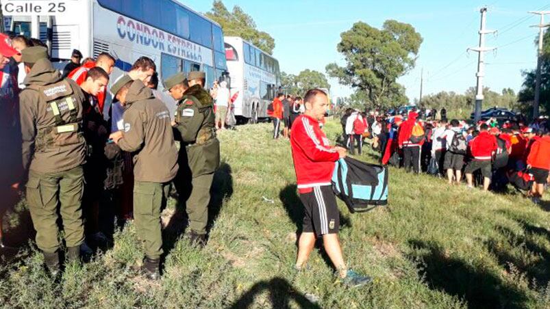 Requisaron a los hinchas de River en La Pampa.