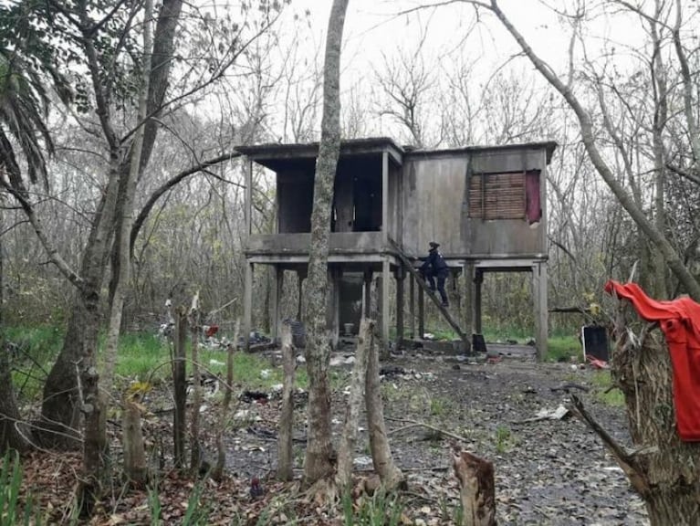 Rescataron a cinco hermanitos abandonados con frío, hambre y picaduras