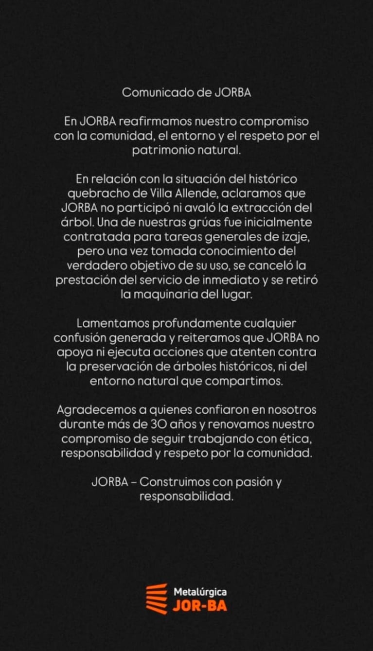 Retiraron la grúa y se frenó la remoción del histórico quebracho en la avenida Luchesse