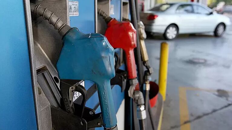 Reunión urgente para resolver el faltante de nafta y gasoil.
