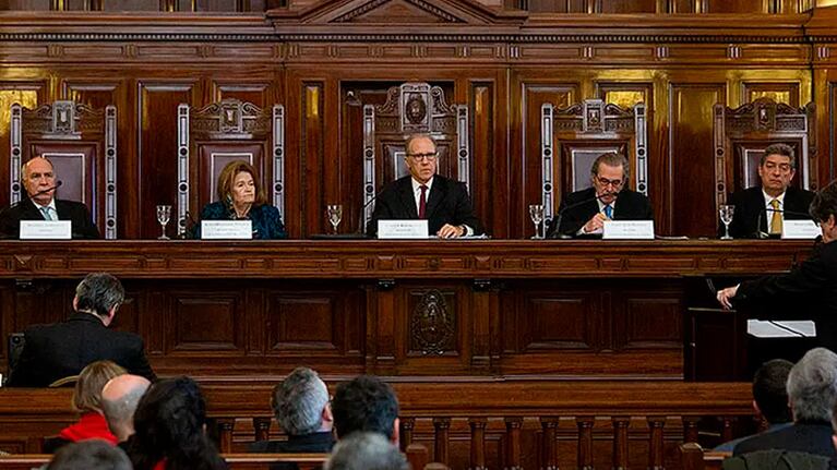 Revés para el Gobierno Nacional: la Corte frenó el reemplazo de los tres jueces