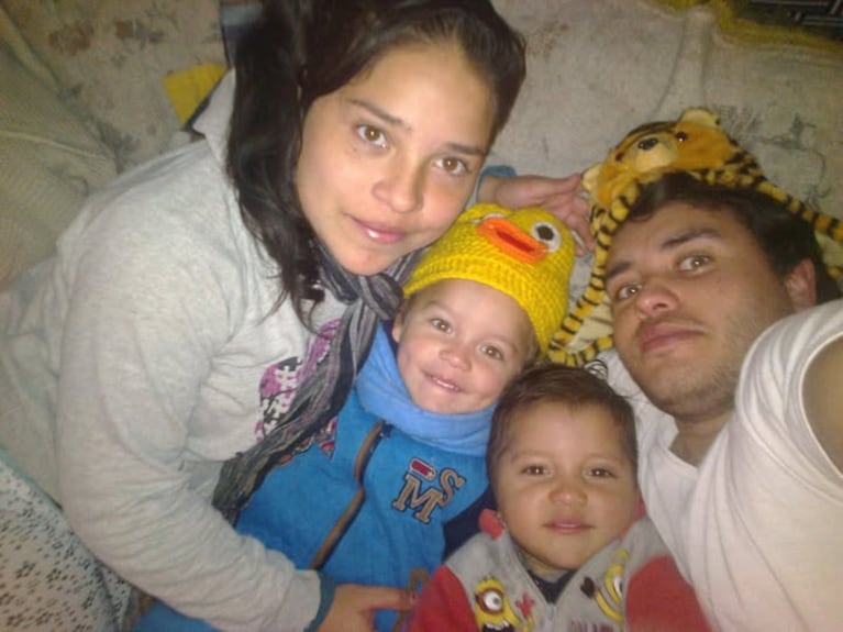 Ricardo, Anabela y sus dos hijos mayores.