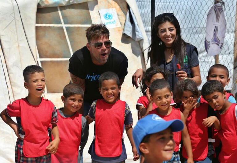 Ricky Martin con refugiados sirios