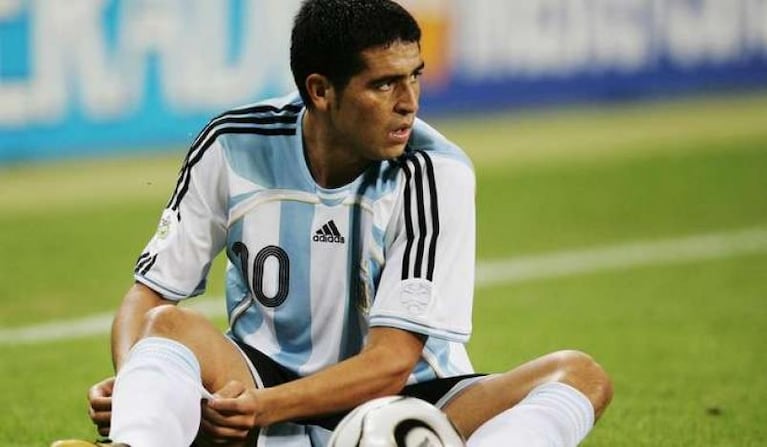 Riquelme: "A nosotros no nos interesaba mostrar que paseábamos el perro"