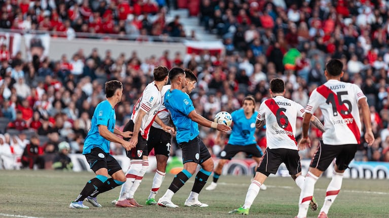 River-Belgrano en el Monumental de Núñez.