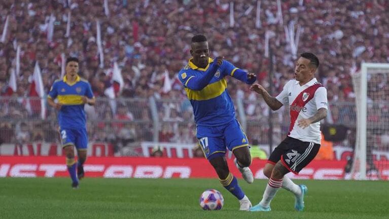 River le ganó a Boca en un final con polémica y escándalo en el Monumental