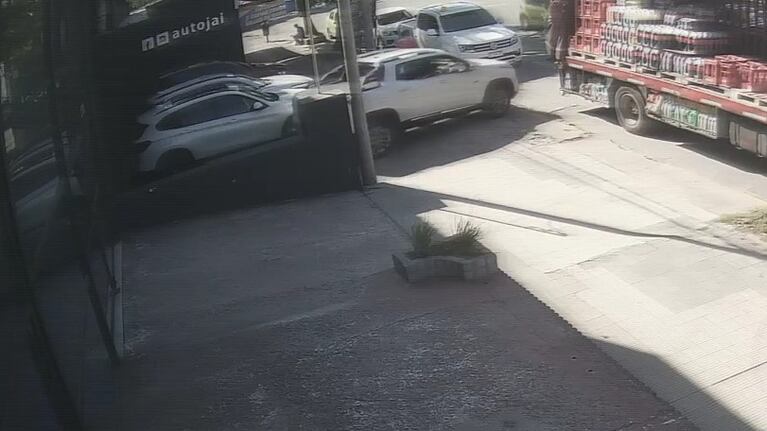 Robaron en una concesionaria