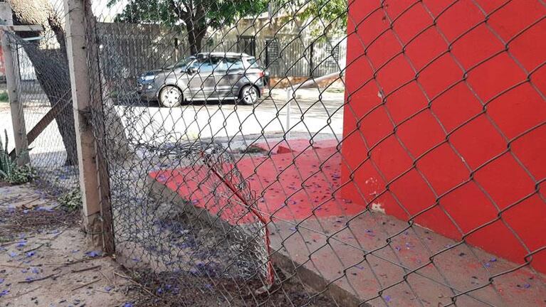 Robaron en una escuela, hicieron destrozos y los dejaron sin luz