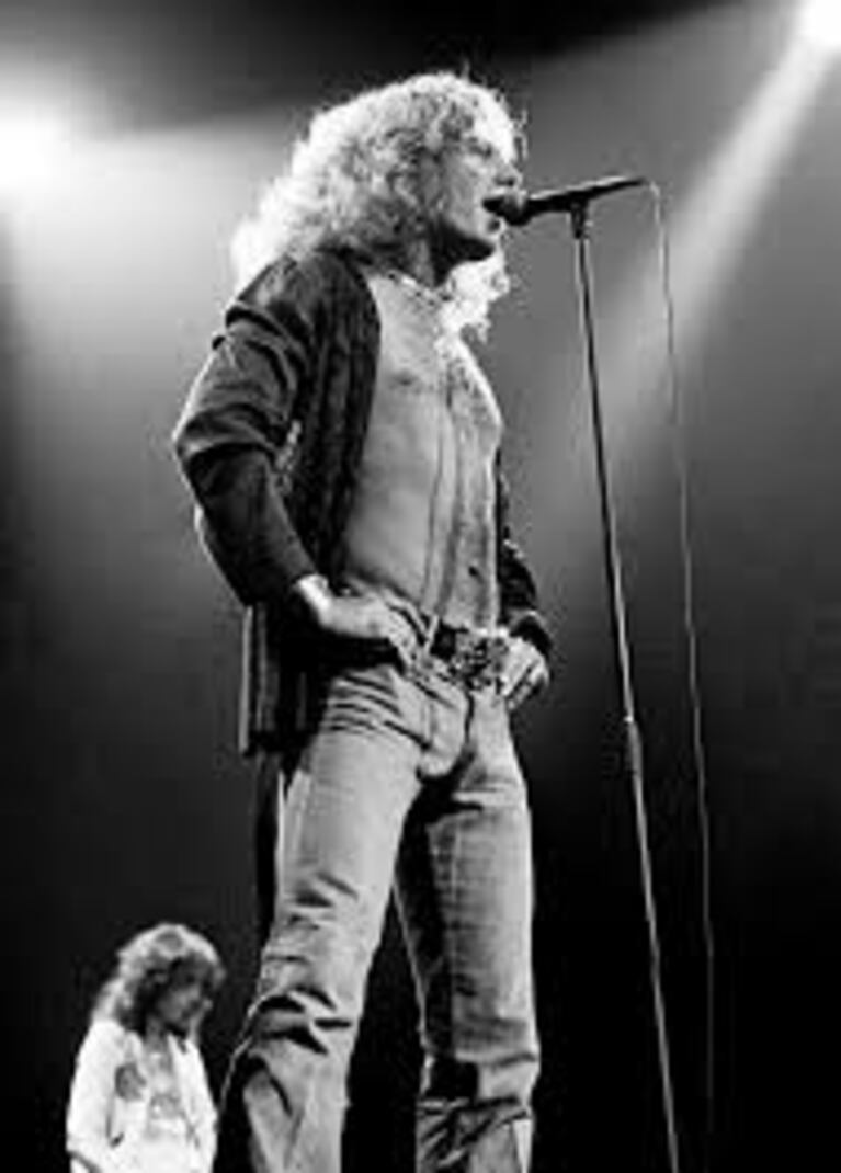 Robert Plant en la plenitud de Led Zeppelin, año 1977.