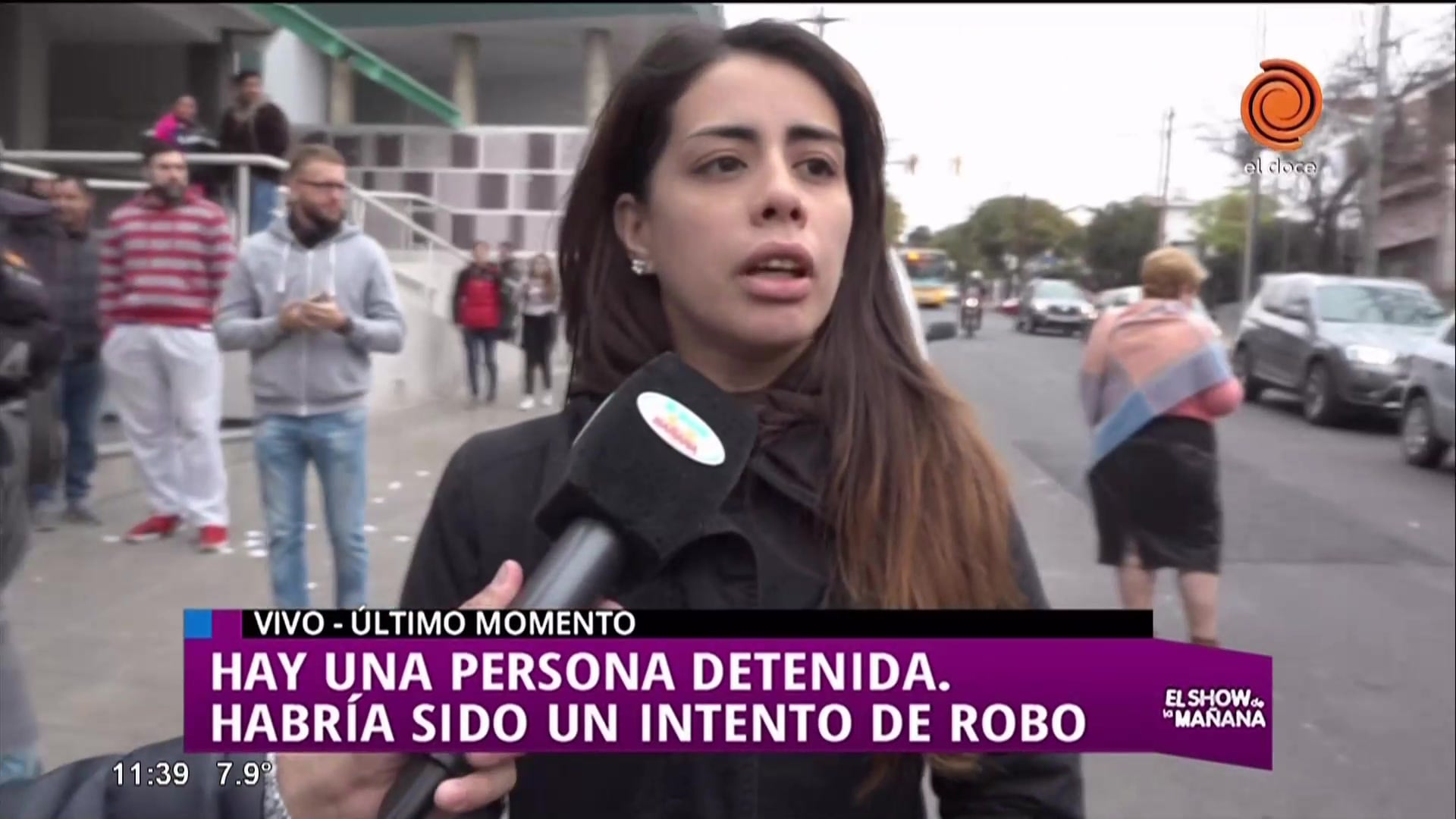 Robo, corridas y detención en Bv. San Juan