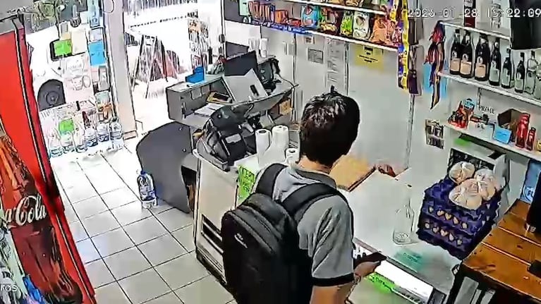 Robo en una despensa de Córdoba.