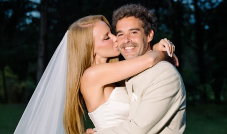 Rocío Pardo y Nicolás Cabré sellaron su amor en una estancia de Bosque Alegre.