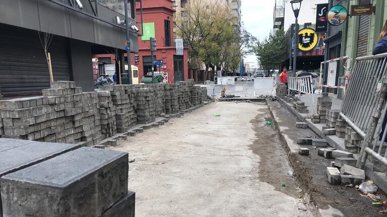 Rompieron, inauguraron y volvieron a romper