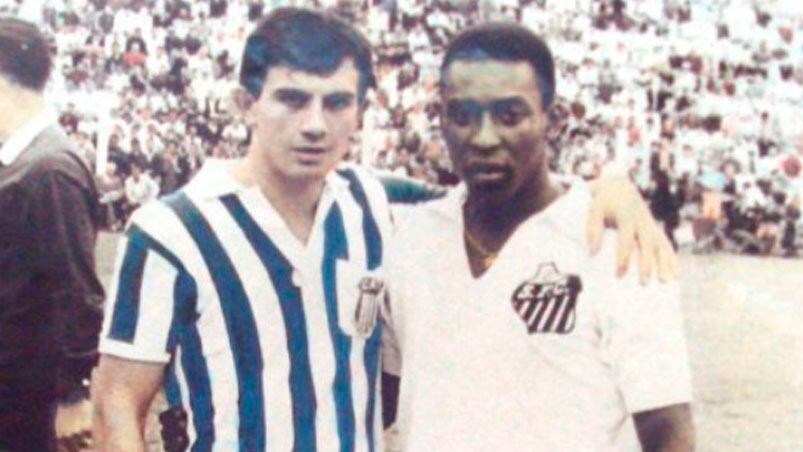 Roque Taborda junto a Pelé en la Boutique, en 1964.