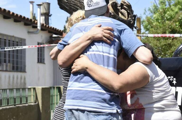 Rosario: asesinaron a puñaladas a una mujer y su beba