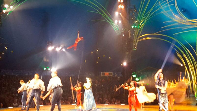 Roxana Martínez estuvo en la carpa Paulista y te muestra cómo se prepara el show que es un éxito en Brasil.