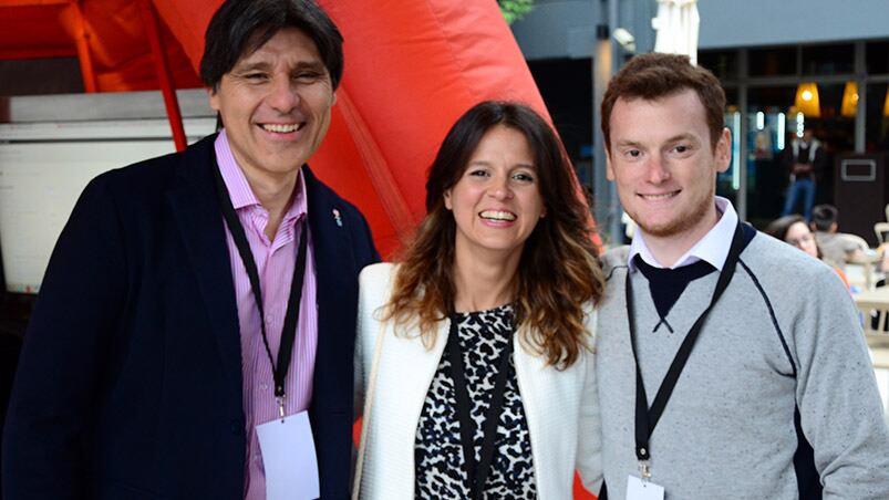 Rubén Barboza, Soledad Oliva y Nicolás Colautti, parte del equipo de ElDoce.tv. Foto: Francesco Trombetta / ElDoce.tv.