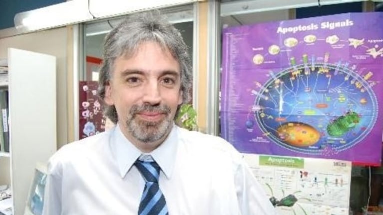 Russo era jefe del Servicio de Inmunología y Reumatología.