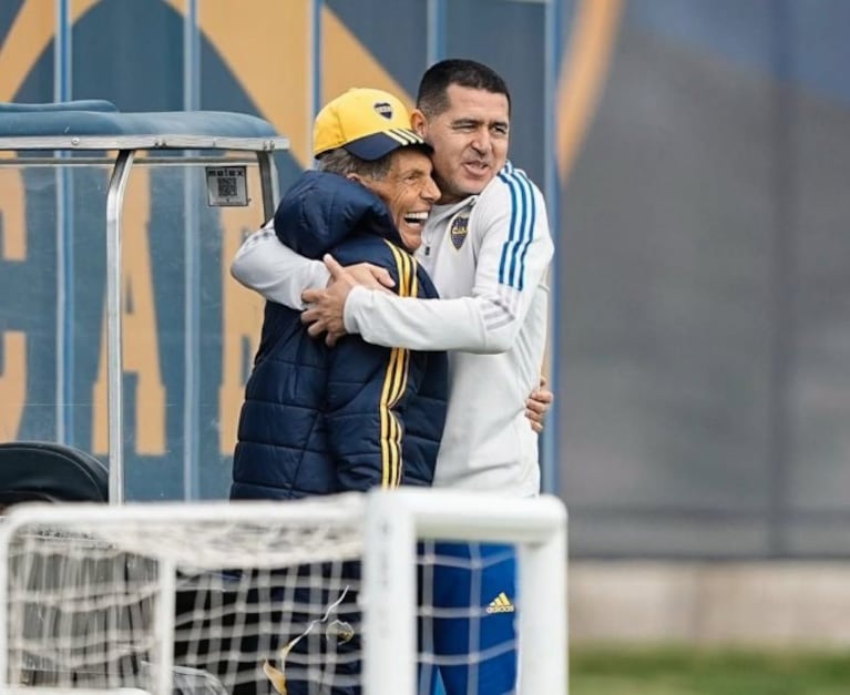 Russo junto a Riquelme en la última foto pública del enternador.