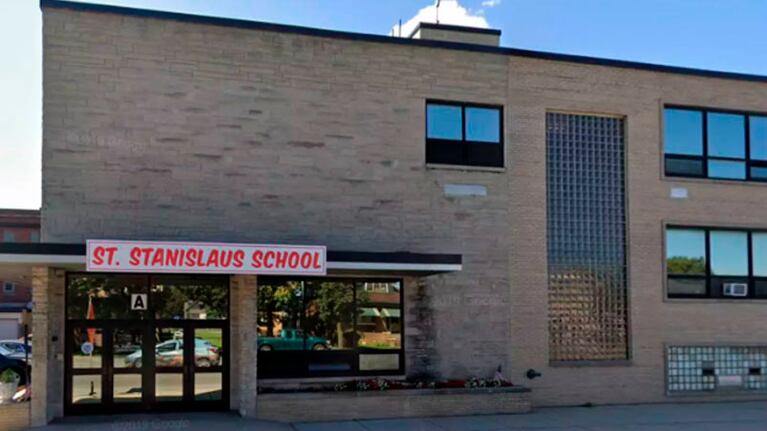 Saint Stanislaus, el colegio donde la maestra enseñaba.