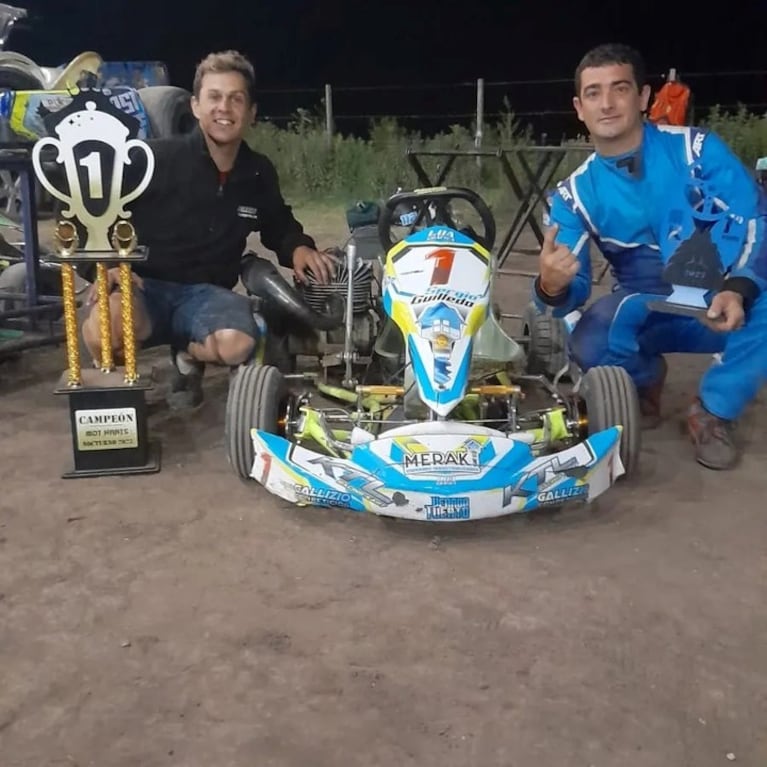 Salió a probar su auto de carreras, se estrelló contra una alcantarilla y murió