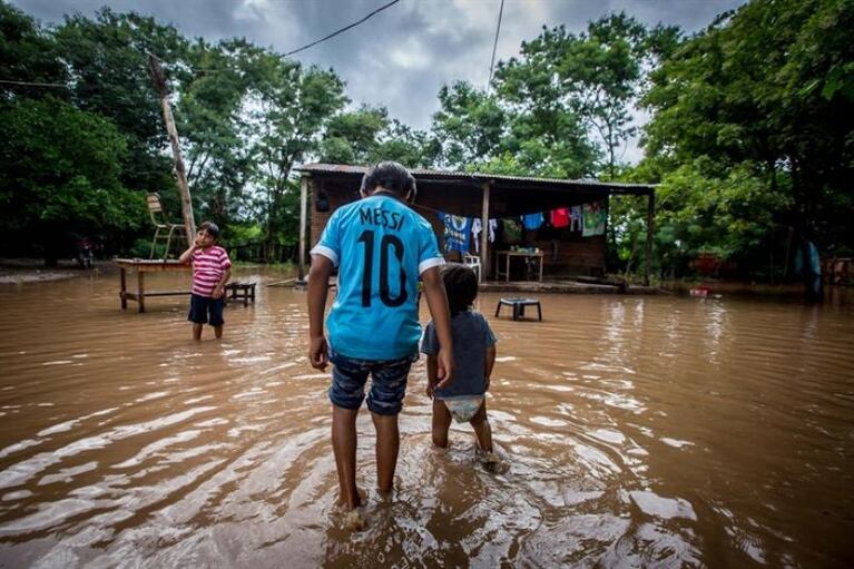 Salta sufre por las inundaciones y la crecida del río Pilcomayo