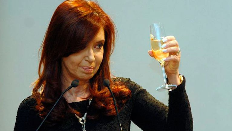 ¡Salud Cristina! La ex presidenta recibió muchos saludos por sus 63 años. 