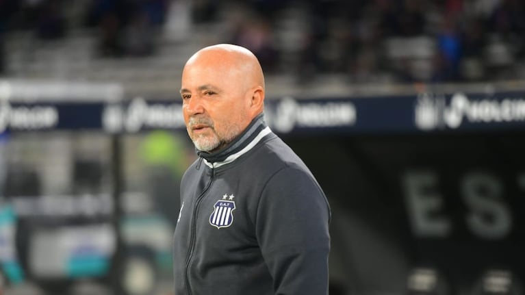 Sampaoli se juega su futuro en Talleres ante Rosario Central en el Kempes.