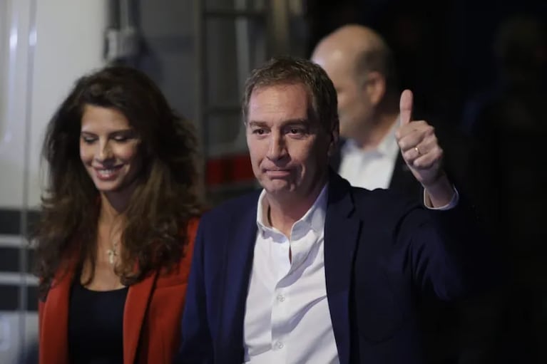 Santilli da el batacazo, da vuelta la elección y vence al kirchnerismo en Buenos Aires