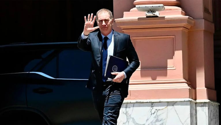 Santilli suma poder tras asumir como jefe de Gabinete.