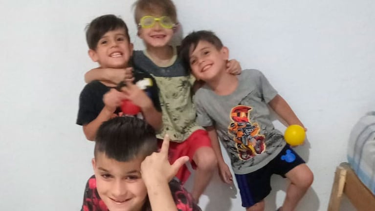 Santino (10), Lorenzo (6), Benicio y Noah (4), los niños que murieron en el derrumbre. 