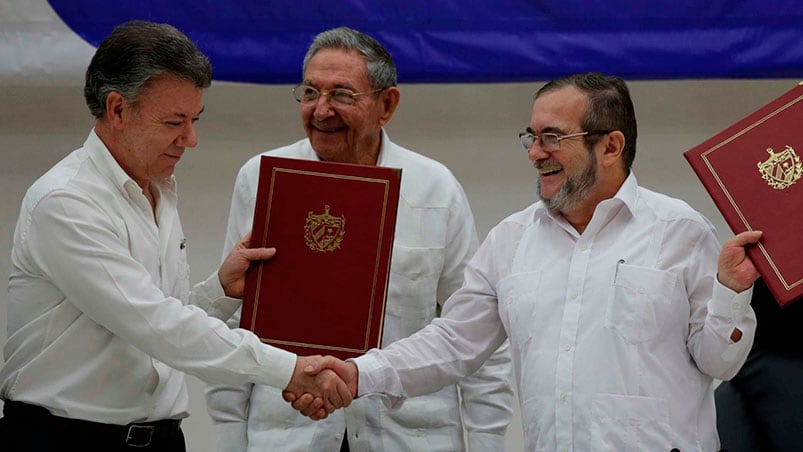 Santos y Jiménez acordaron la paz. Fotos: EFE.