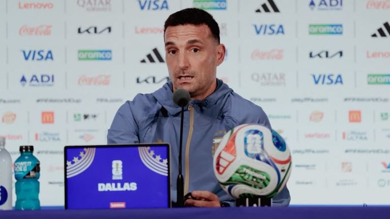 Scaloni habló con los medios en la previa del partido con Jordania.