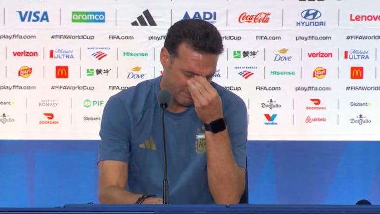 Scaloni quebró en conferencia de prensa.