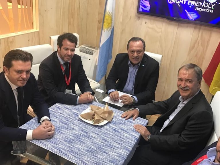 Schiaretti anunció que habrá seis vuelos semanales a Madrid