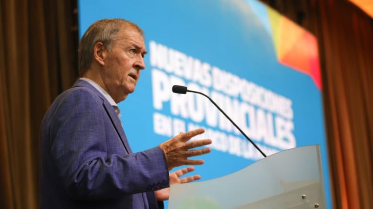 Schiaretti destacó el esfuerzo para subsidiar "el trabajo".