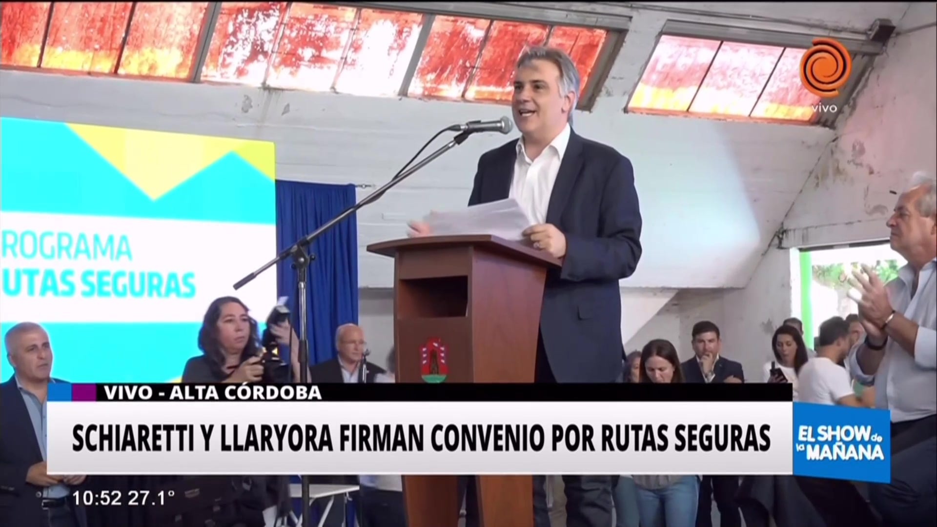 Schiaretti y Llaryora firmaron nuevos convenios