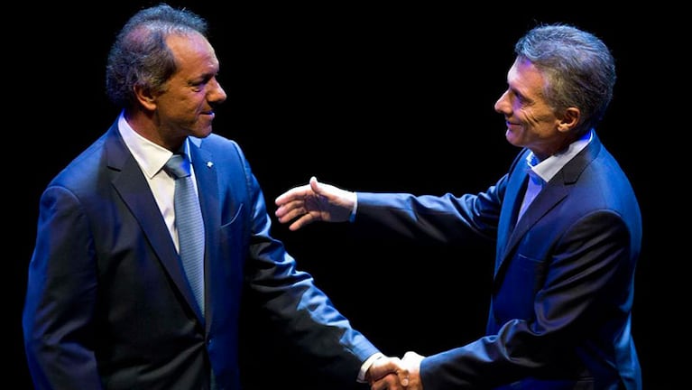 Scioli y Macri, frente a frente antes de las elecciones.
