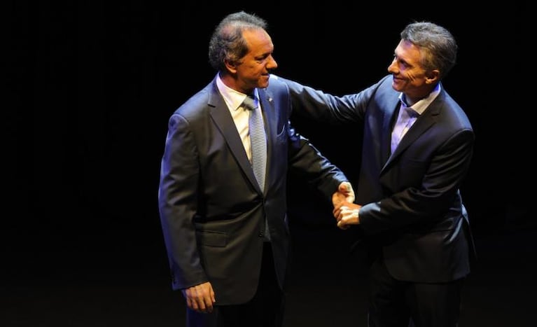 Scioli y Macri, las dos opciones que hoy eligen los argentinos. 