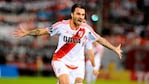 Scocco tardó 36 minutos en convertir su primer gol en River.