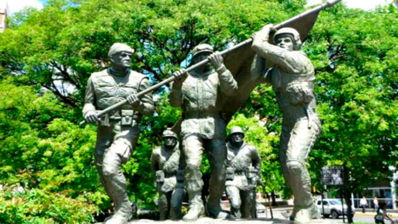 Se adelanta el homenaje a los caídos y veteranos de Malvinas.